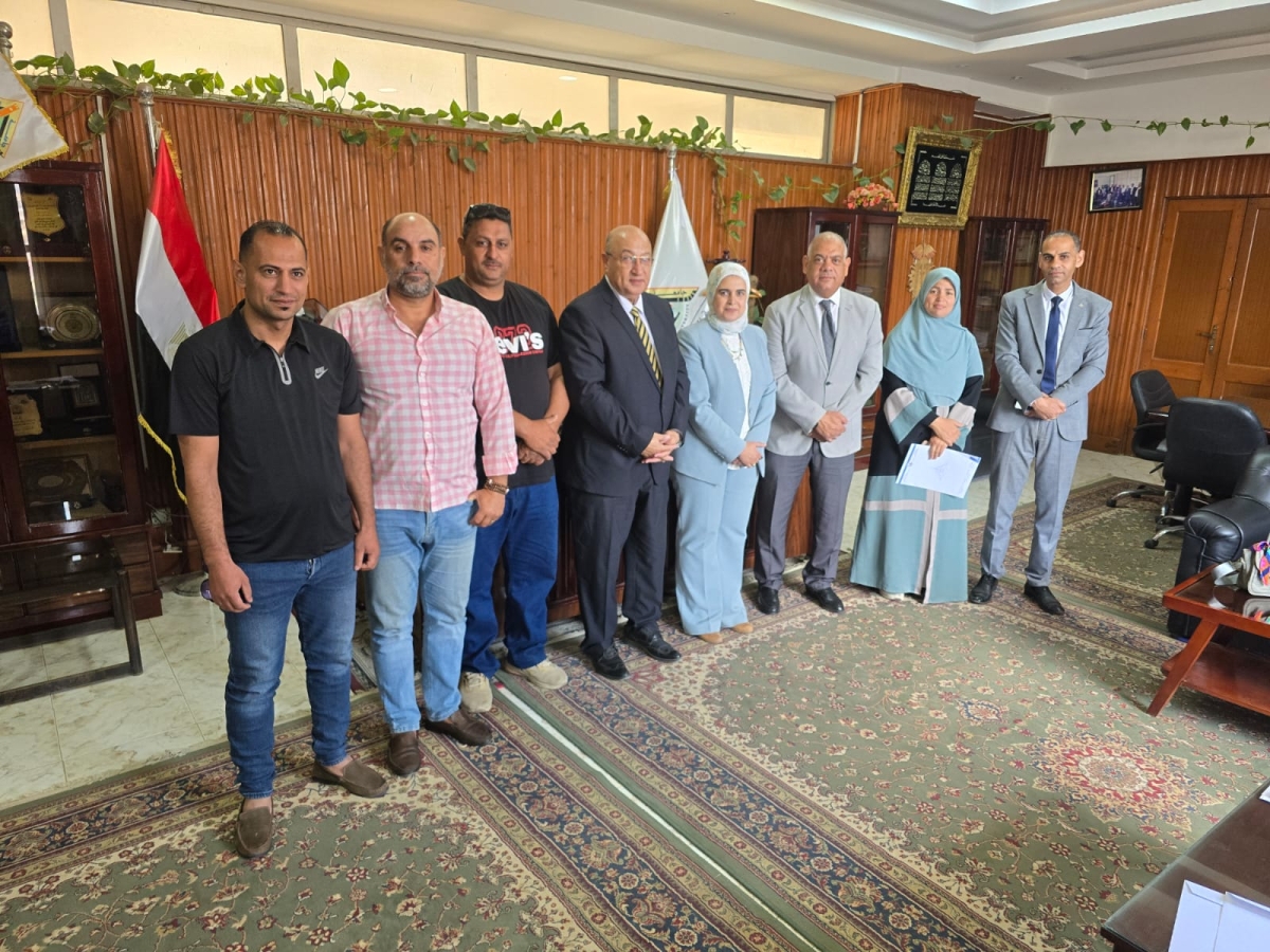 كلية الهندسة تكرم فريق إدارة الأزمات والكوارث بجامعة بنها